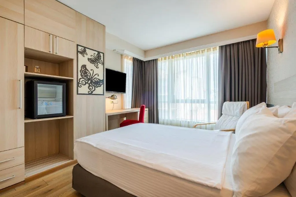 Ramada By Wyndham Ankara Hotel 4*,