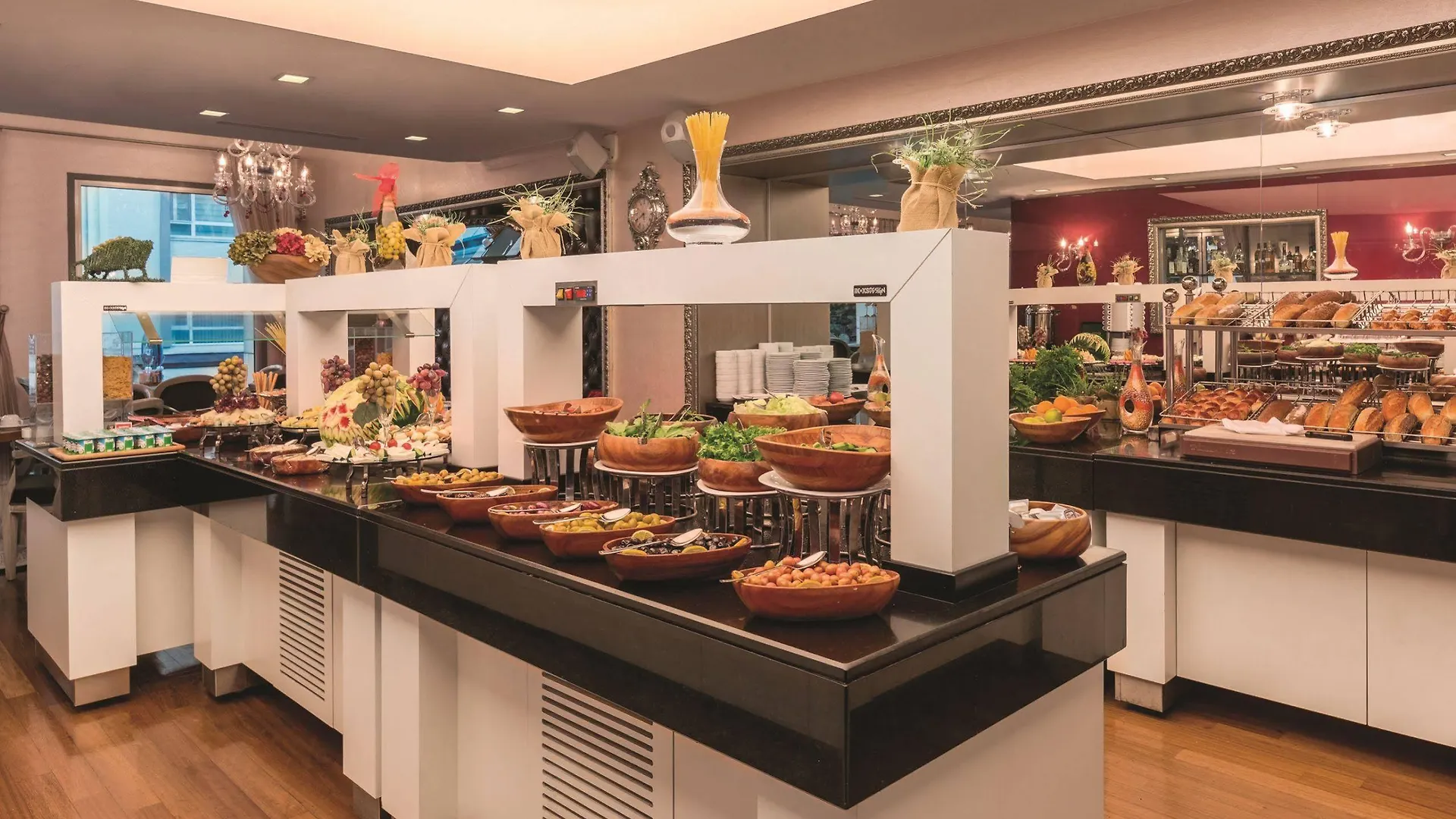 Ramada By Wyndham Ankara Hotel 4*,