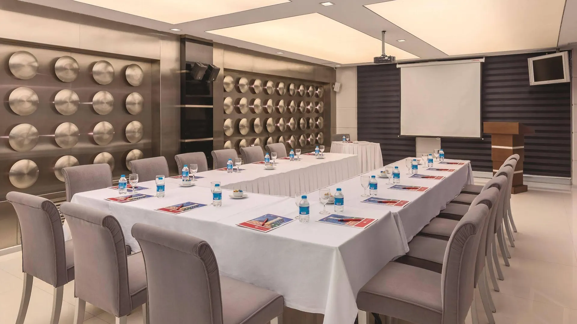Ramada By Wyndham Ankara Hotel