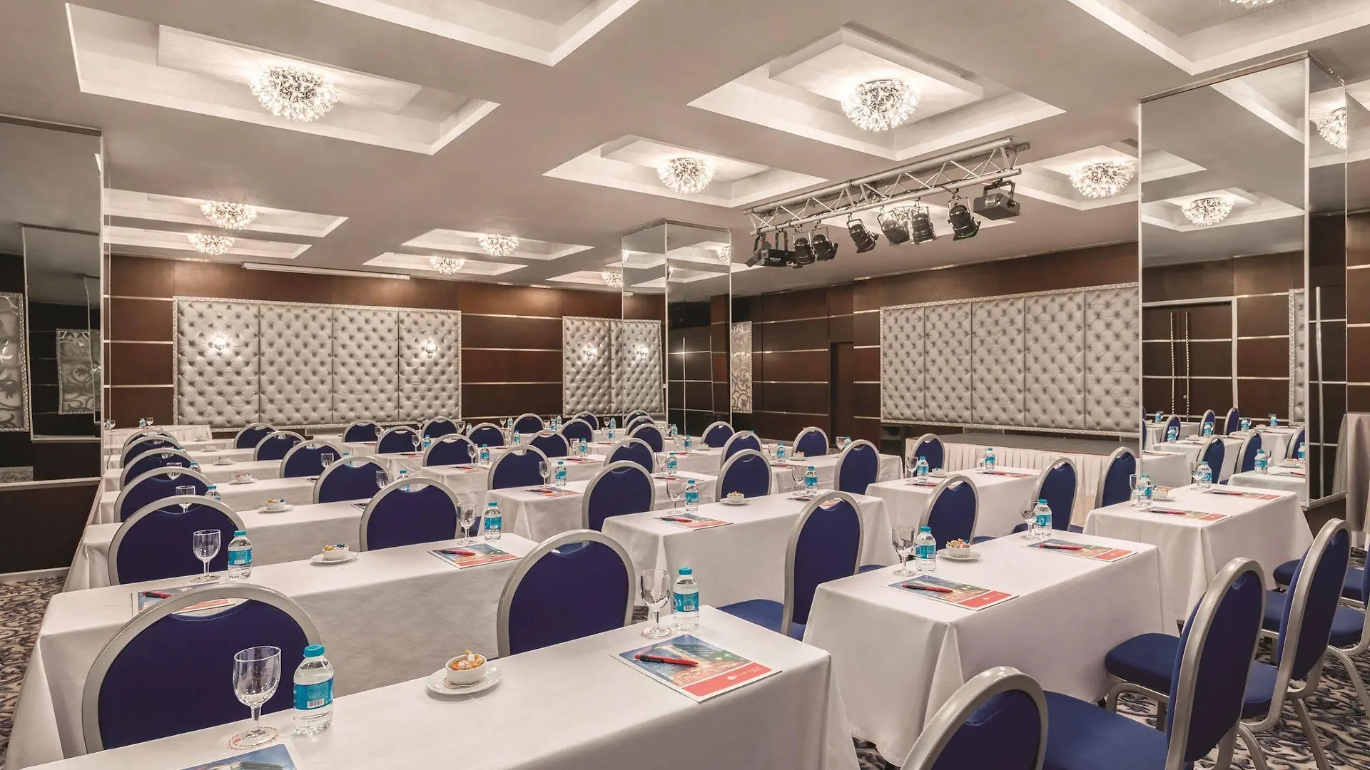 Ramada By Wyndham Ankara Hotel 4*,