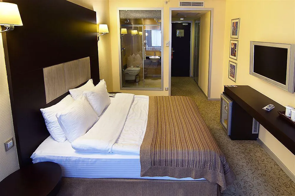 Ramada By Wyndham Ankara Hotel